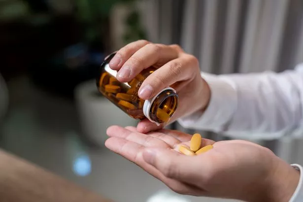 NHS全科医生称服用1便士药片可以减轻感冒症状，因为“它真的有效”